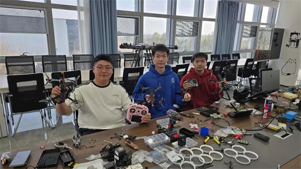 从爱好者到创业者！大同这群00后，让科技梦想在家乡起飞